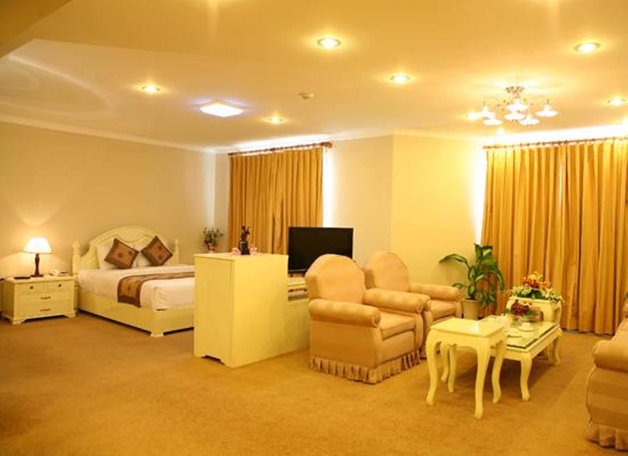 Guest House 165 Thành Pho Ho Chí Minh Esterno foto